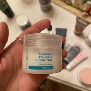 Dead Sea salt facial mask